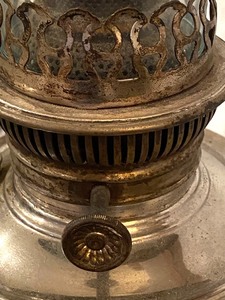 lot 58 image: Three Vintage Oil Lamps