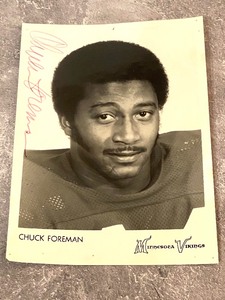 lot 74 image: Three Signed Minnesota Viking Player Photographs