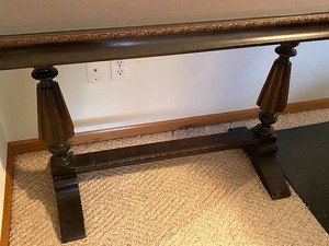 lot 200 image: Antique Console Table