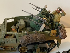 lot 250 image: Unimax Toy Military Collectibles