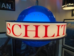 lot 258 image: Rotating Light Up Schlitz Beer Light
