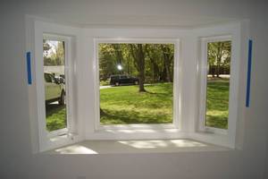 Lansing Building 3 Window Set