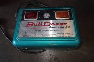 Bull Dozer Super Charger Solid State Electric Fencer