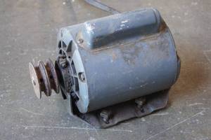 Vintage GE Single Phase AC 34 HP Electric Motor