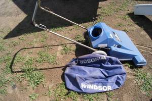 Windsor Maximatic 30 Wide Electric Yard Vacuum