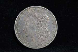 lot 13 image: 1921-D Morgan Silver Dollar Coin