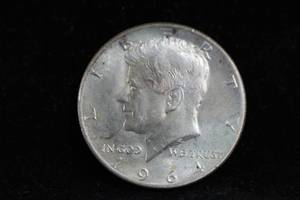 lot 20 image: 1964-D Kennedy Silver Half Dollar Coin