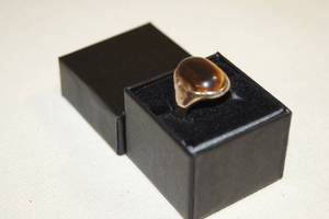 lot 49 image: Silver Tone Tigers Eye Ring