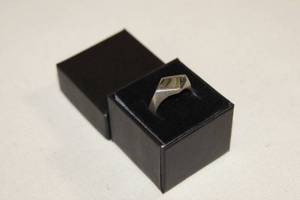 lot 51 image: Mexican Artisan Sterling Silver Ring - Abalone - Size 10.5