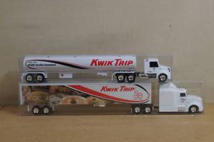 2 Kwik-Trip Haulers