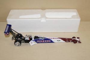 Action 124 Scale Die Cast Top Fuel Dragster
