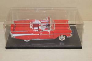 Road Tough 118 Scale Die Cast - Red