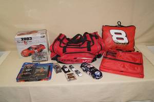NASCAR Collectibles - Dale Jr, Action, Revell