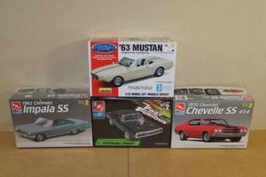 (4) 125 Scale Muscle Car Model Kits