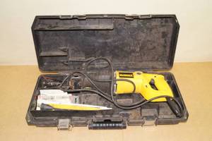 DeWalt DW304 Reciprocating Saw in Case