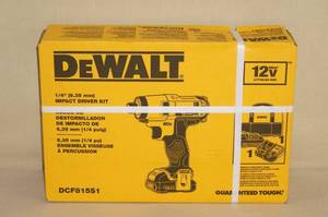 NEW DeWalt DCF815S1 14 12V Impact Driver Kit