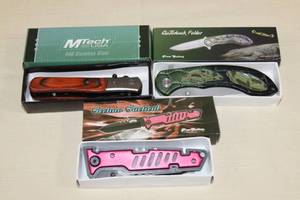 3 Folding Pocket Knives