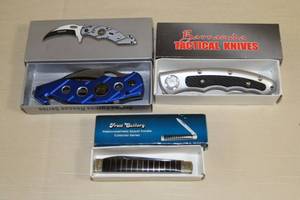 3 Folding Pocket Knives