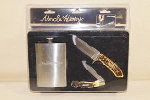 Schrade Uncle Henry 3 Piece Gift Set