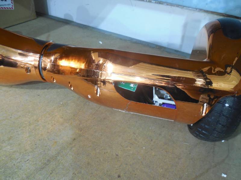 lot 68 image: AOB 36V HoverboardSelf-Balancing Scooter with Bluetooth Speakers
