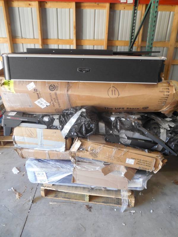 lot 11 image: WHOLESALE PALLET LOT OF GENERAL MERCHANDISE