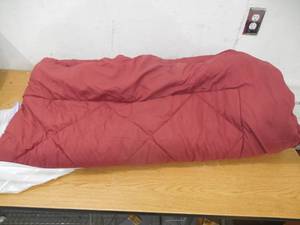 lot 12 image: Ultra-Plush Reversible .REDBLACK Comforter - king