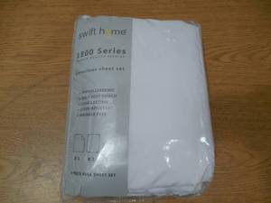 lot 19 image: Ultra-Soft Modern Microfiber Sheet Set Collection ---Full