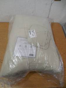 lot 27 image: Swift Home 3-Pc. Pintuck Comforter Set - FullQueen