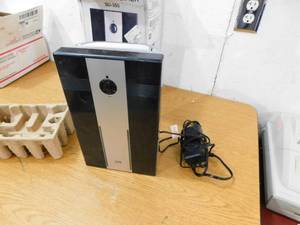 lot 92 image: SPT Mini Dehumidifier
