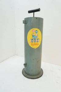 Vintage balloon inflator