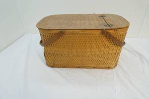 Picnic basket
