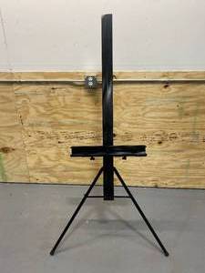 Easel