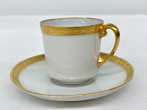 lot 24 image: Set of Fine Porcelain Tirschenreuth Demitasse Cups and Lenox Tea Cups