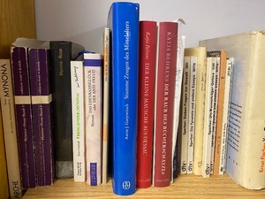 lot 73 image: Large lot of Books from the Collection of Jack Zipes #4