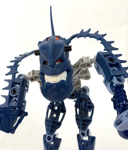 lot 98 image: Three Blue Lego Bionicle Figures Including (7137) Piraka, (8902) Vezok