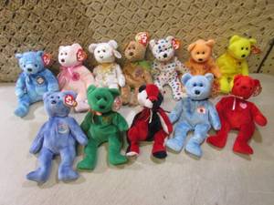 lot 51 image: (BSB) Assorted TY Beanie Baby Bears...