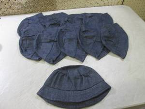 lot 104 image: (F-1) Lot of 12 Denim KidsSmall Ad...