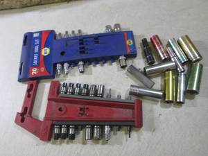 lot 194 image: (BSB) Lot of Assorted Sockets...