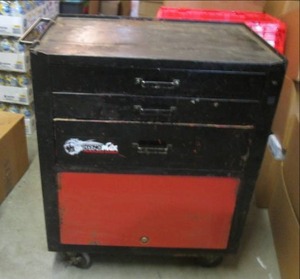 lot 218 image: (RM7) Roller Tool Box Cabinet 33 1...
