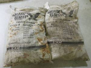 lot 225 image: (CS) Quik Grip Truck Tire Chains...
