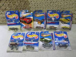 lot 300 image: (C-4) Lot of 9 Assorted Hot Wheels ...