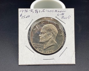 lot 27 image: 1976 Eisenhower Dollar