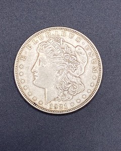 lot 7 image: 1921 $1 Silver Morgan