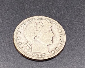 lot 52 image: 1907 Barber Half Dollar