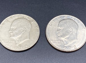 lot 26 image: 1976 Eisenhower Dollars (2)