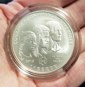 lot 16-A image: 2013 US MINT GIRL SCOUTS COMMEMORATIVE SILVER DOLLAR