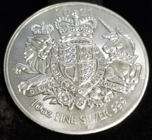 lot 05-A image: 2021 BRITAIN VALIENT 10 TROY OZ. .999 FINE SILVER