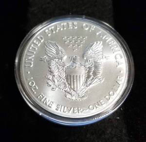 lot 13-A image: 2021 AMERICAN SILVER EAGLE 1 TROY OZ. .999 FINE SILVER IN AIRTITE