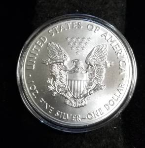 lot 27-A image: 2021 AMERICAN SILVER EAGLE 1 TROY OZ. .999 FINE SILVER IN AIRTITE