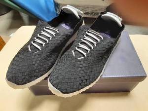 lot 136 image: Zee Alexis Light Up Shoes (Size 10) Black
